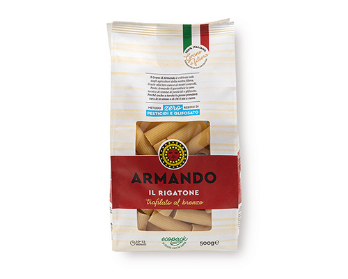 Armando Rigatoni Al Bronzo 500gr — 100% ιταλικό σιμιγδάλι σκληρού σίτου, τραχιά υφή (al bronzo) για ιδανικό δέσιμο με τη σάλτσα. Premium ζυμαρικά Armando από την Couris SA.